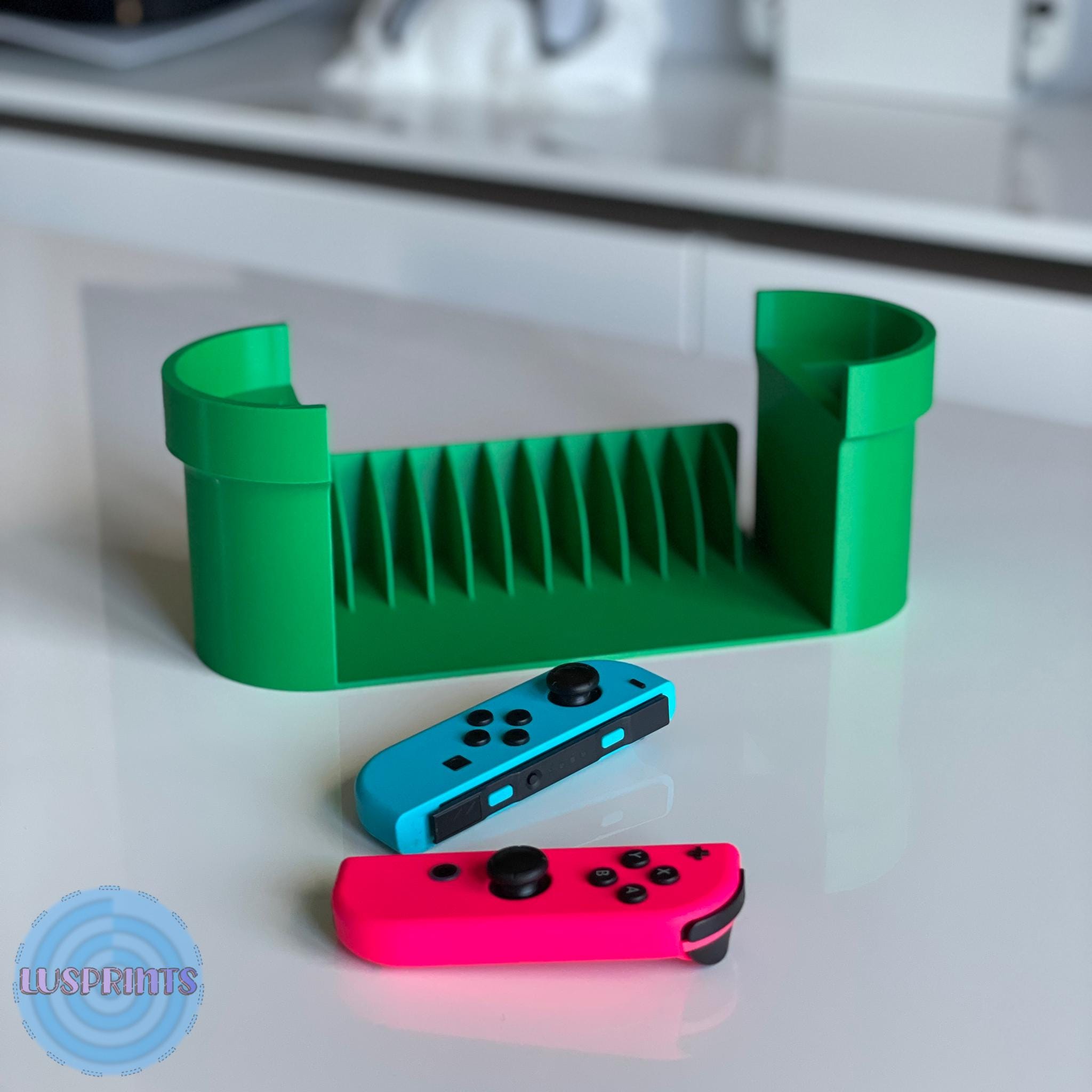 Switch Spielehalter für 12 Spiele + Joy-Con Halter Organizer im coolen Rohr-Design Gamer Geschenkidee