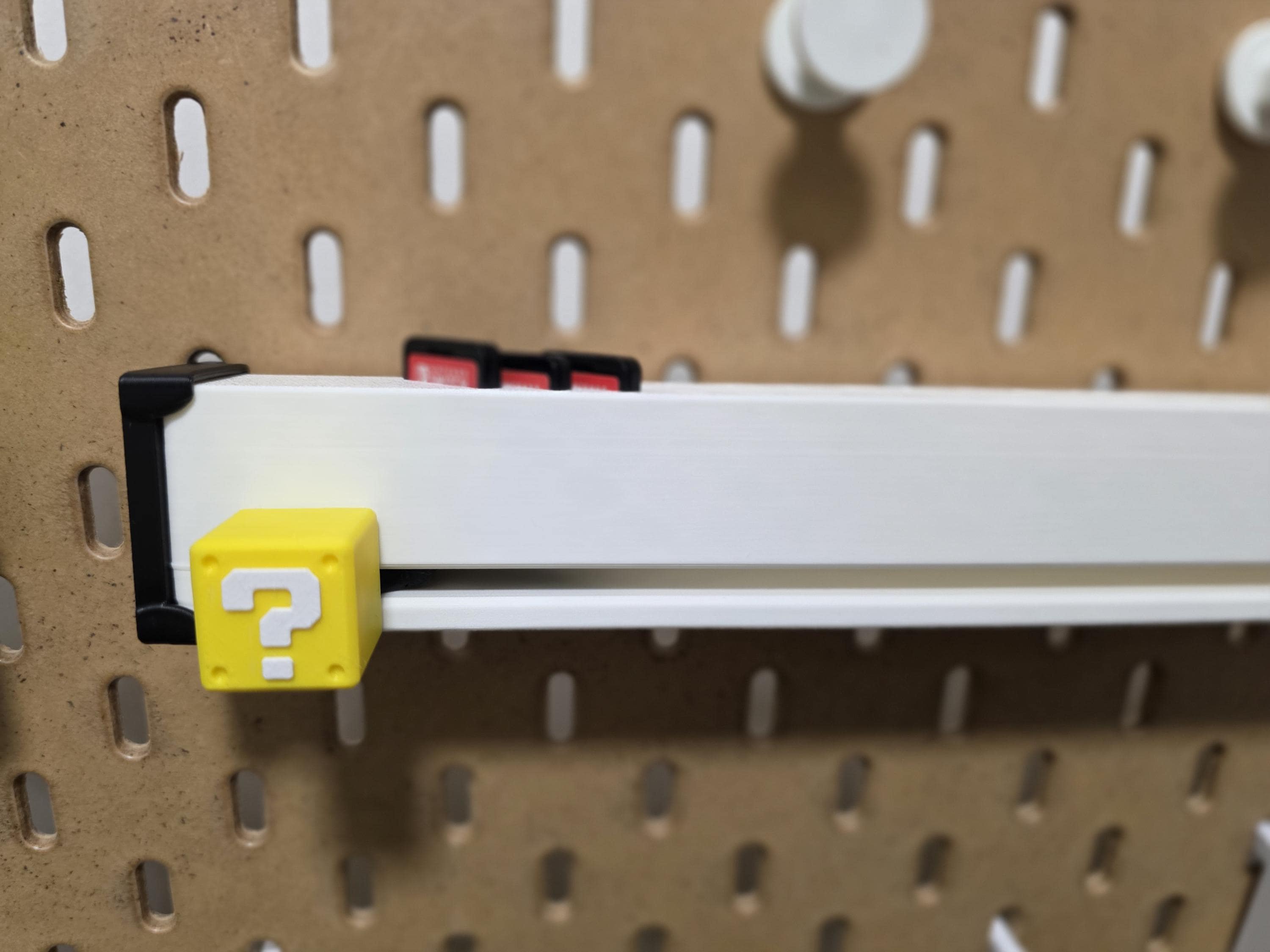 Nintendo Switch Spielhalter für IKEA SKADIS | 3D-gedruckter Cartridge Slider | Wandhalterung Gaming Deko | Switch Spiele Organizer