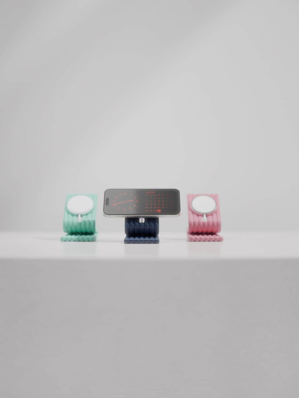 MagSafe Standby Halter | Minimalistisches Rippen - Design | Custom Fit - Printaztik