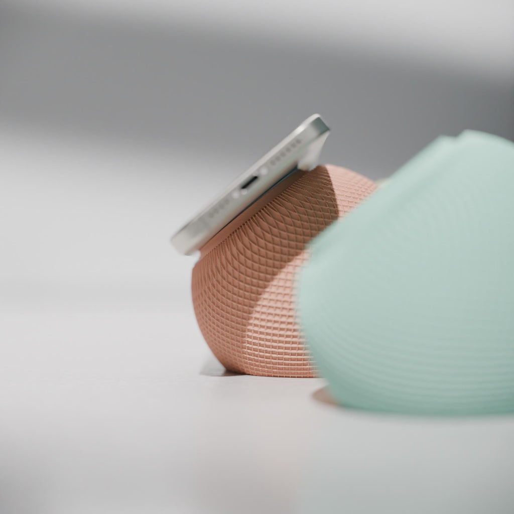 MagSafe Nightstand – iPhone Ladestation | StandBy Dock | HomePod-Mini Optik | Kabelloser iPhone Ständer | Personalisierbar & hochwertig